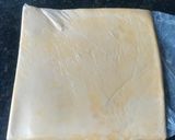 Foto del paso 2 de la receta: Pastel hojaldrado de carne
