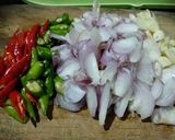 Foto langkah ke 2 dari resep Tumis Bawang Merah Teri.