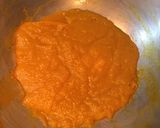 A picture of step 6 of Mango Popsicles.