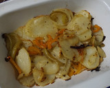 Foto del paso 2 de la receta: Patatas, pimientos y cebolletas horneadas