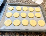 Foto del paso 7 de la receta: Mantecadas de coco