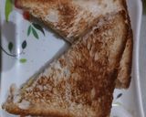 A picture of step 4 of Aloo toast.