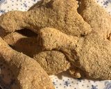 Foto del paso 3 de la receta: Pollo frito con puré de papas y salsa cremosa