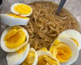 A picture of step 5 of Simplistic Brothy Ramen.