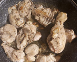 Foto del paso 3 de la receta: Pollo al ajillo!!