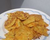 Foto del paso 5 de la receta: Fritters de zanahoria y calabacín
