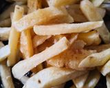 A picture of step 4 of Crispy Honey Chilli Potato.