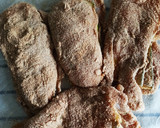 Foto del paso 3 de la receta: Milanesas de pollo y calabacín con queso