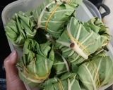 Foto langkah ke 3 dari resep Buntil Daun Talas.