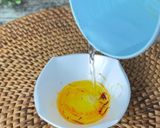 Foto langkah ke 1 dari resep Saffron Portuguese Egg Tart.
