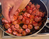 Foto del paso 3 de la receta: Col con salchichas