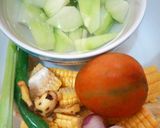 Foto langkah ke 1 dari resep Sayur Jagung Manis Temu Kunci.