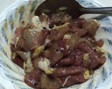 รูปขั้นตอนการทำที่ 1 ของ หมูผัดพริกไทยดำ
