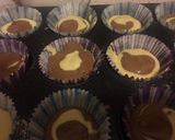 Φωτογραφία βήματος 5 της συνταγής Γρήγορα cupcakes δίχρωμα
