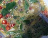 Foto langkah ke 4 dari resep 1012. Telur Dadar Daun Kelor.