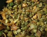 A picture of step 8 of Bhindi chicken ❤️.