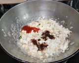 A picture of step 3 of Fried paneer wontons.