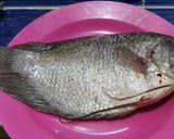 Foto langkah ke 1 dari resep 54. Gurame Asam Manis.