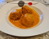 Foto del paso 10 de la receta: Albóndigas de pavo en salsa de pimientos verdes y rojos