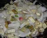Foto langkah ke 4 dari resep Tumis tahu jamur tiram.