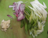 Foto langkah ke 1 dari resep Udang goreng mentega.