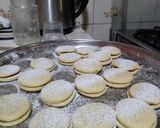Foto del paso 7 de la receta: Alfajores de maicena