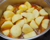 Hình bước làm 3 của món Cà ri GÀ