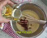 Foto langkah ke 3 dari resep Cake Ketagih Tanpa Terigu, no mixer no oven.