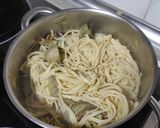 Foto del paso 3 de la receta: Tallarines con jamón, alcachofas y soja