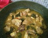 Foto langkah ke 4 dari resep Lempah Kuning Ayam.