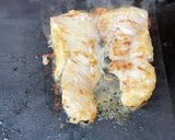 Une image de l'étape 6 de Filets de flétan marinés grillés.