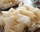 Foto langkah ke 4 dari resep Kerupuk Rambak Tapioka, Cemilan Renyah.