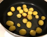 A picture of step 2 of Kashmiri dum aloo (Dry).