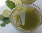A picture of step 5 of Refreshing Fennel Mint Lemonade.