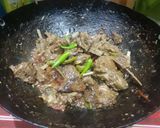 A picture of step 7 of Namkeen mutton karia.