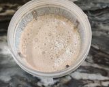 A picture of step 2 of Chocolate Lassi.