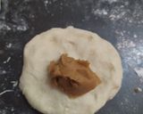 Foto langkah ke 3 dari resep Hotteok / Pancake Manis Ala Korea.