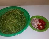 A picture of step 2 of Lettuce salad.