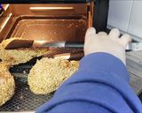 Foto del paso 7 de la receta Muslos de pollo crujientes por fuera y jugosos por dentro en freidora de aire