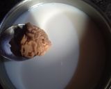 A picture of step 2 of Peanut butter pan cake.
