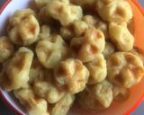 A picture of step 4 of Crispy sweet potato mini balls.