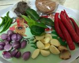 Foto langkah ke 2 dari resep Kering tempe dan kulit pangsit simpel.