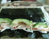 A picture of step 7 of Californian Rolls and Tuna sushi.