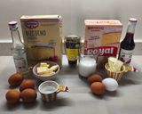 Foto del paso 1 de la receta: Tarta Cumpleaños Números Kinder y ChocoFresa