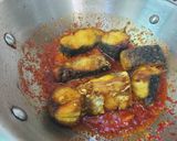 A picture of step 2 of Fish Kalia.