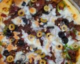 صورة لخطوة 5 من وصفة Pizza مشكل لحوم