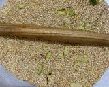 पिस्ता तिळपापडी (Pista Til Papdi Recipe In Marathi) रेसिपी स्टेप 4 फोटो 