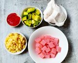 Foto langkah ke 4 dari resep Es Sirop Goyobod Campur.