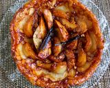 Foto langkah ke 13 dari resep Tarte Tatin Buah Pir.