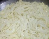 A picture of step 1 of Chicken Tikka chowmein.